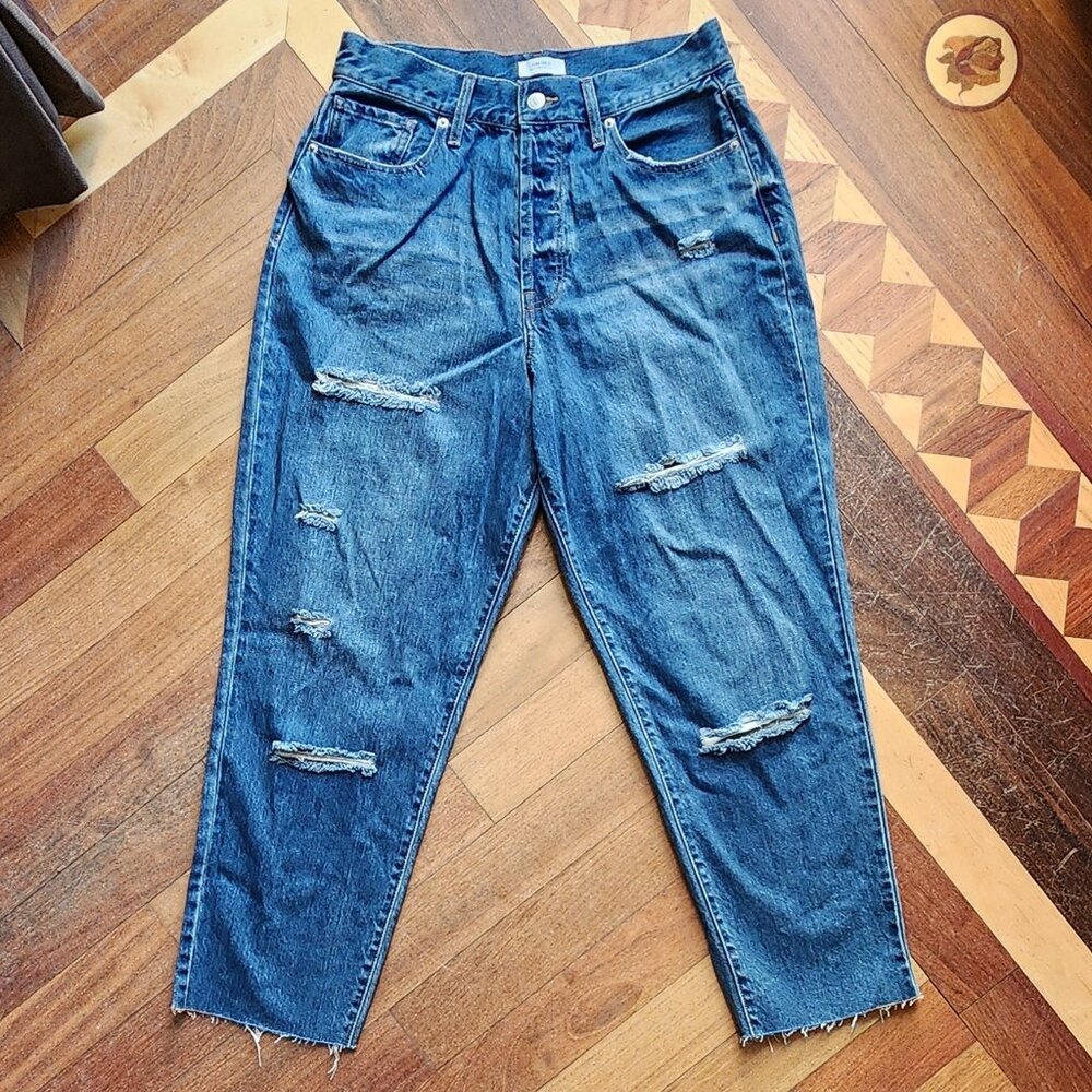 Forever 21 Premium Medium Wash Hi-Rise Destroyed Jeans Size 30